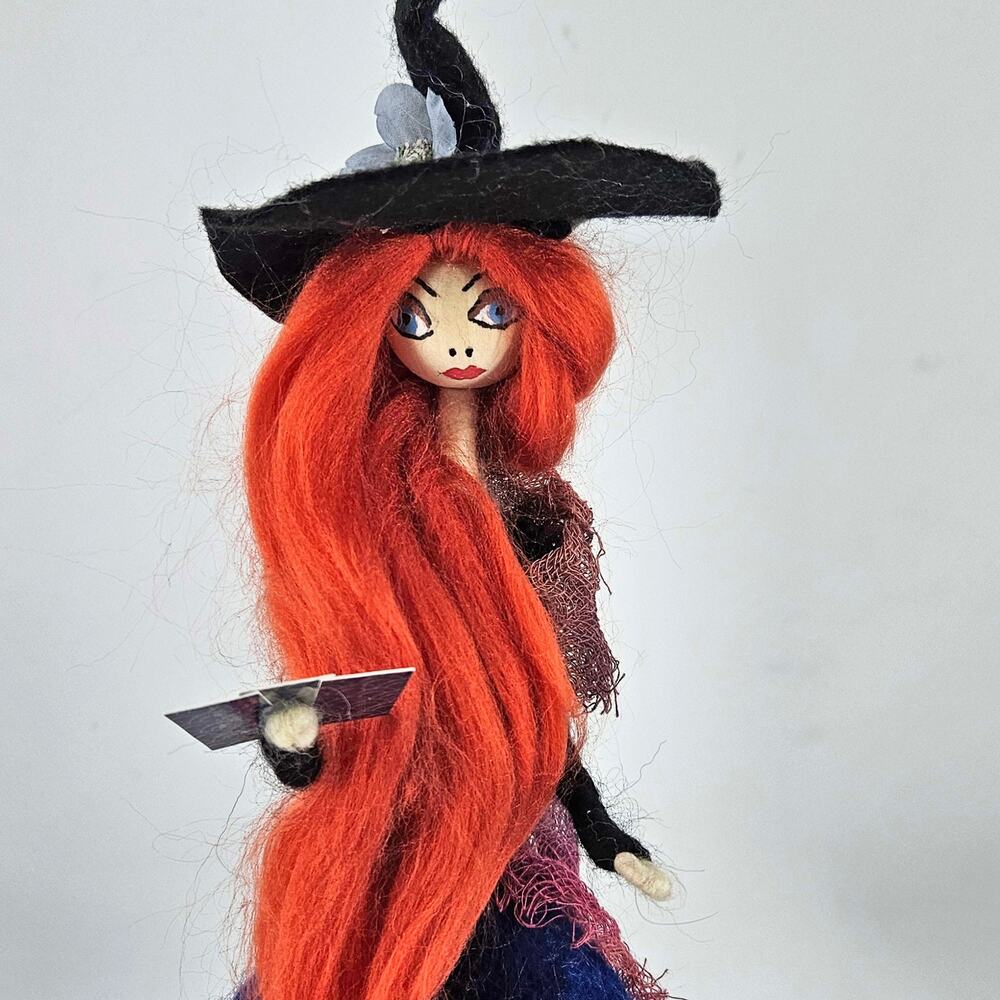 Hand crafted painted made wool wood witch in hat doll figurine - Picture 2 of 7